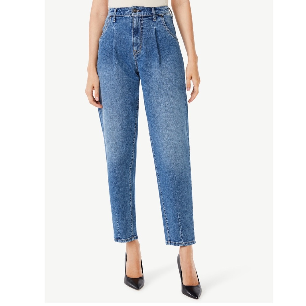Scoop NYC High-Rise Pleated Mom Jeans in Medium Blue